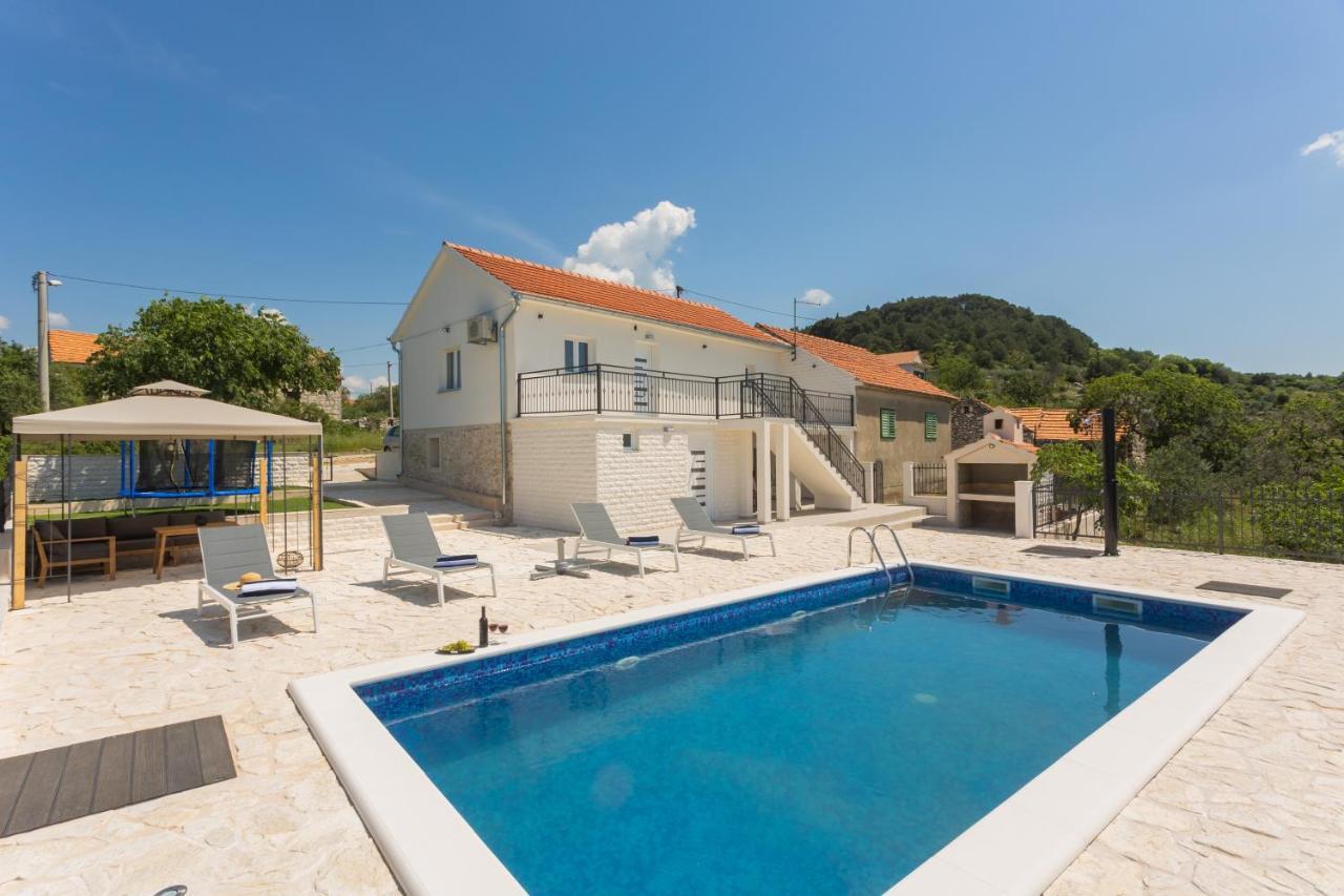 Villa La Casa Gidora